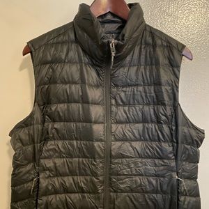 Black REI zip vest!
